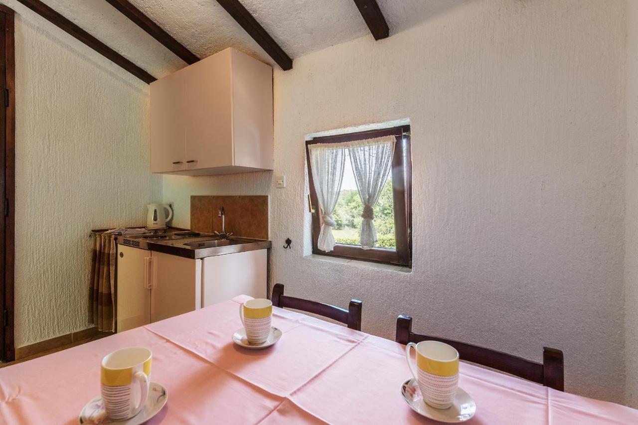 Apartment Mugeba Club *