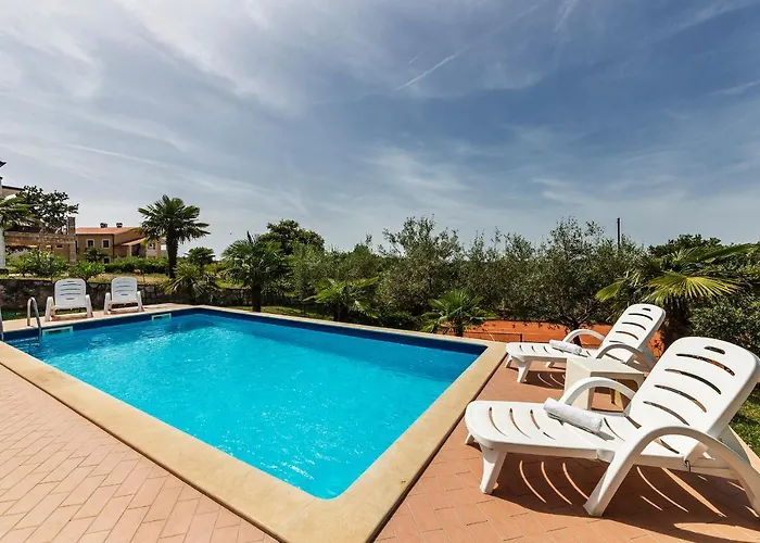 Mugeba Club Residence