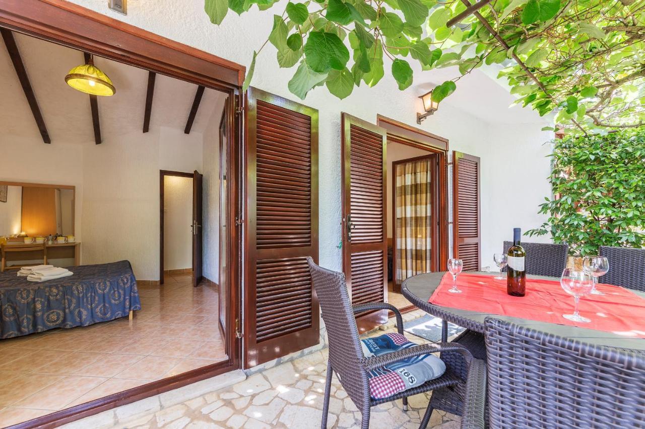 Mugeba Club Apartma *